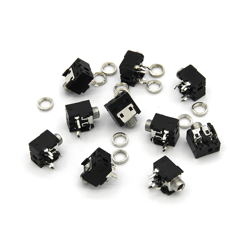 3.5MM 3Pole  Panel Mount Audio Socket